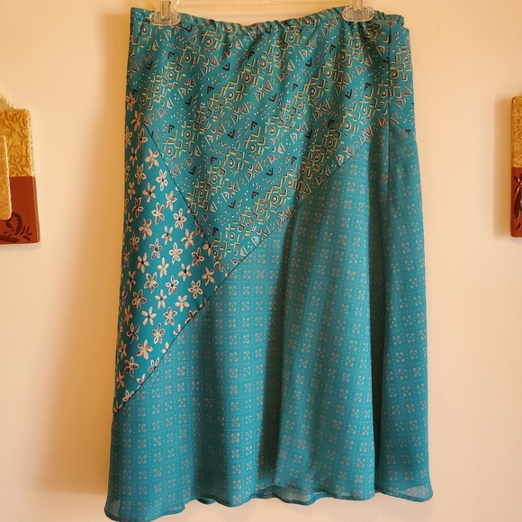 Kate Landry Skirt. Teal Green. SIZE M - Picture 5 of 5